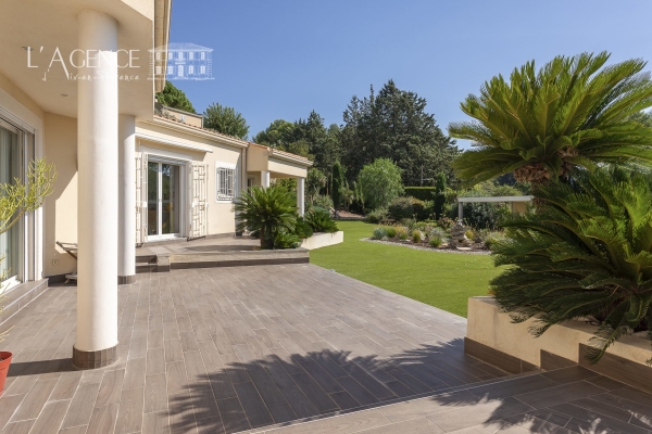 Maison de luxe à vendre à Marseille 11ème, 1 060 000 €, Photo 2