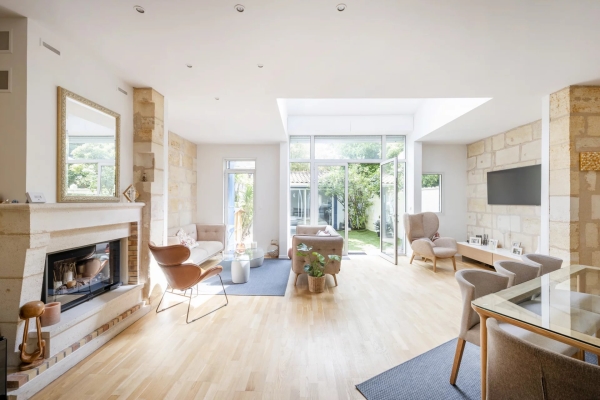 Maison de luxe à vendre à Bordeaux, 900 000 €, Photo 3