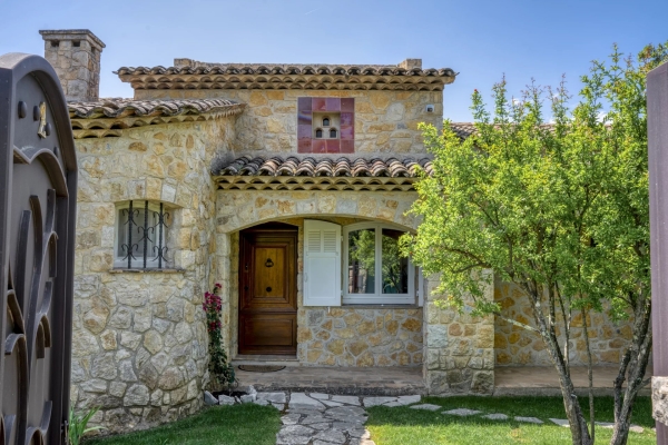 Luxury House for sale in Grasse, 1 370 000 €, Photo 4
