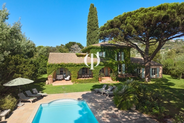 Luxury House for sale in Grimaud, 3 180 000 €, Photo 1