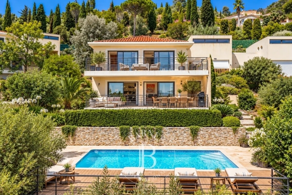Maison de luxe à vendre à Cannes, 1 850 000 €, Photo 1