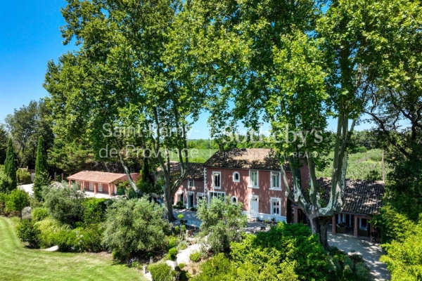 Maison de luxe à vendre à Eygalières, 3 200 000 €, Photo 2
