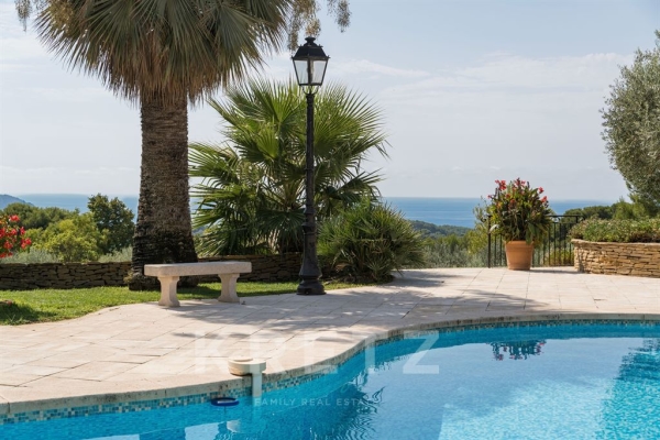 Luxury House for sale in La Cadière-d'Azur, 2 490 000 €, Photo 2