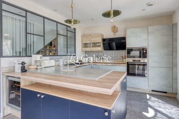 Maison de luxe à vendre à Saint-Cyr-sur-Mer, 1 220 000 €, Photo 7