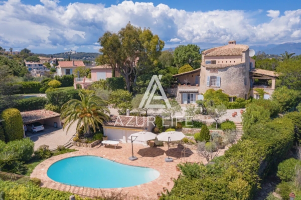 Luxury House for rental in Vallauris, 7 300 €, Photo 1
