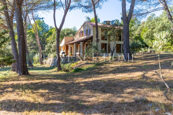 Maison de luxe à vendre à Mérindol, 630 000 €, Photo 2