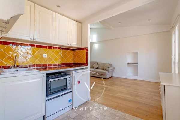 Luxury Apartment for sale in Paris 6ème, 1 100 000 €, Photo 3