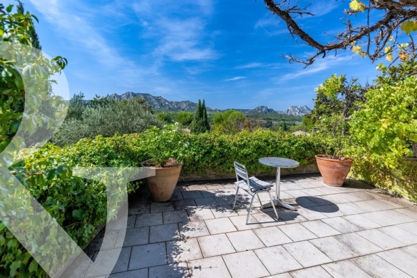 Maison de luxe à vendre à Eygalières, 1 490 000 €, Photo 2