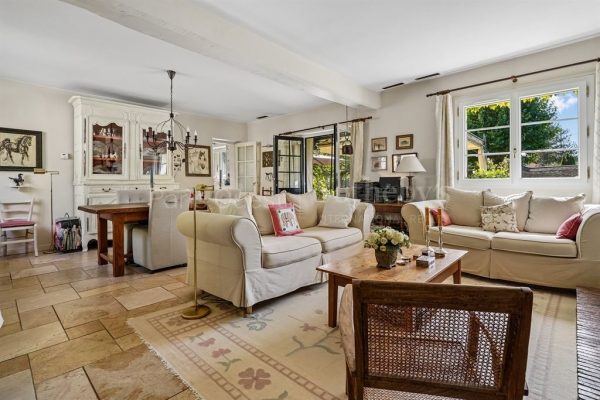 Maison de luxe à vendre à Poigny-la-Forêt, 1 500 000 €, Photo 3