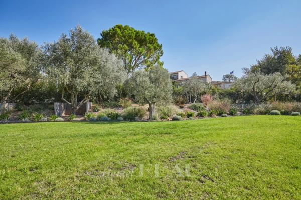 Maison de luxe à vendre à Paradou, 1 750 000 €, Photo 3