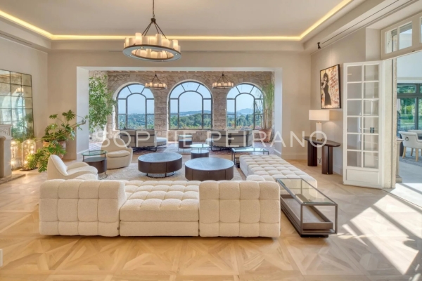 Luxury House for sale in Mougins, 27 900 000 €, Photo 3