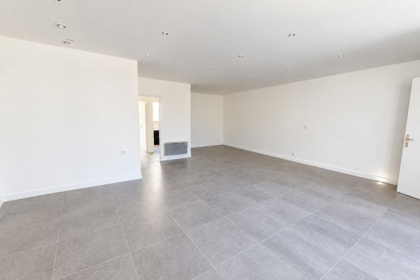 Luxury Apartment for sale in Bordeaux, 360 400 €, Photo 4