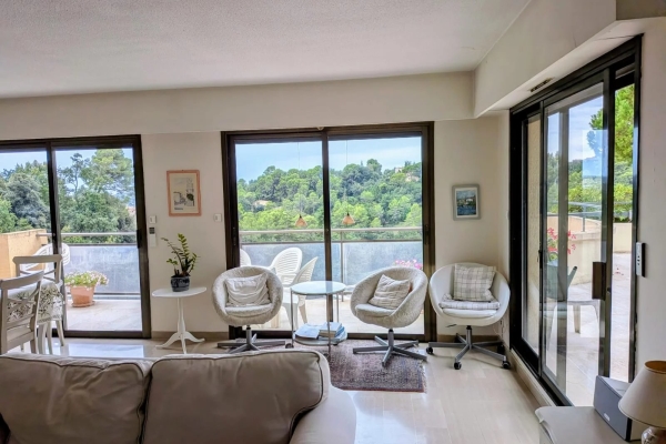 Luxury Apartment for sale in Mougins, 530 000 €, Photo 4