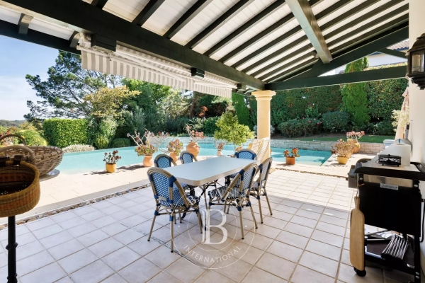 Luxury House for sale in Bassussarry, 1 484 000 €, Photo 5