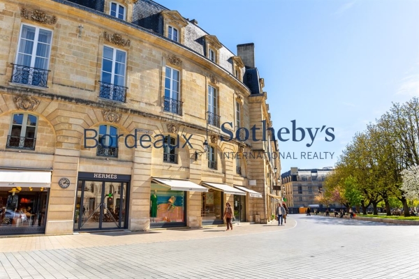 Luxury Apartment for sale in Bordeaux, 1 985 000 €, Photo 2