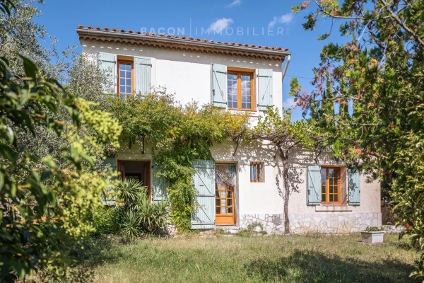 Luxury House for sale in Saint-Martin-de-Castillon, 477 000 €, Photo 3