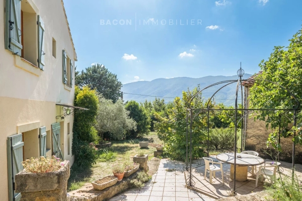 Luxury House for sale in Saint-Martin-de-Castillon, 477 000 €, Photo 7