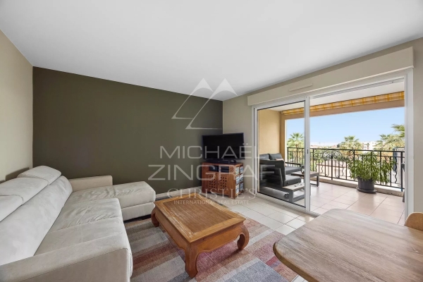 Luxury Apartment for sale in Antibes, 449 000 €, Photo 3