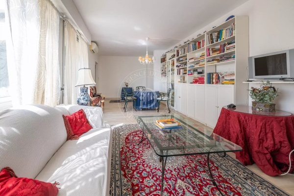Luxury Apartment for sale in Beaulieu-sur-Mer, 615 000 €, Photo 3