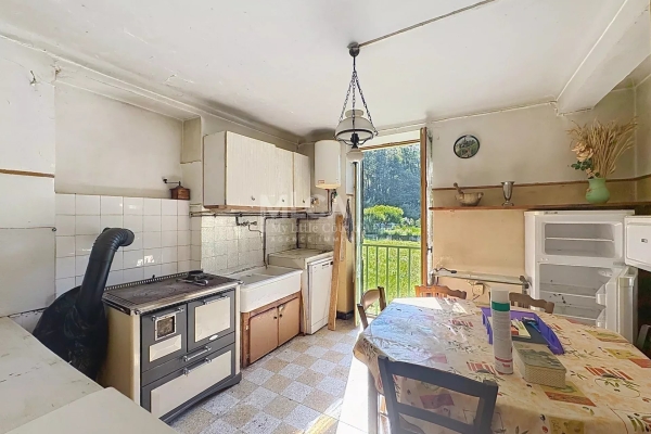 Luxury House for sale in Saint-Étienne-de-Tinée, 285 000 €, Photo 4