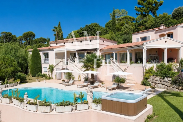Maison de luxe à vendre à Cannes, 2 790 000 €, Photo 2