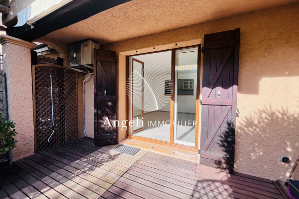 Maison de luxe à vendre à Saint-Aygulf, 318 000 €, Photo 3