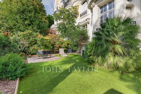 Luxury House for sale in Paris 16ème, 9 300 000 €, Photo 1