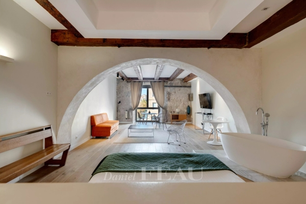 Luxury Apartment for sale in Marseille 1er, 650 000 €, Photo 1