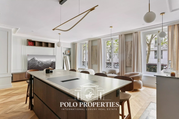 Luxury Apartment for sale in Paris 8ème, 1 400 000 €, Photo 2