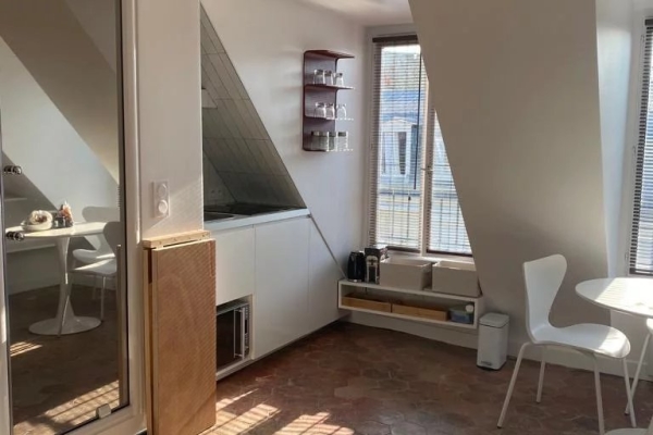 Luxury Apartment for sale in Paris 8ème, 215 000 €, Photo 2
