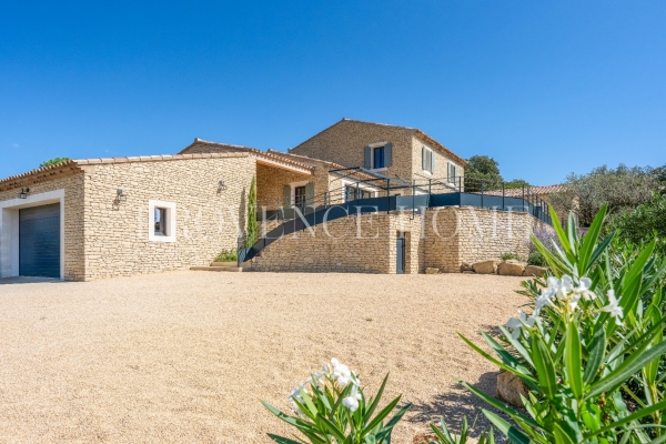 Maison de luxe à vendre à Gordes, 2 390 000 €, Photo 2