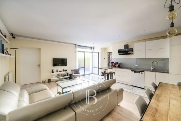 Luxury Apartment for sale in Levallois-Perret, 950 000 €, Photo 3