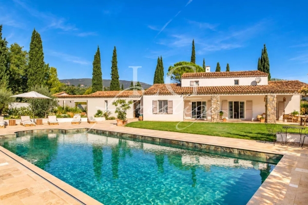 Luxury House for sale in Fayence, 1 230 000 €, Photo 1