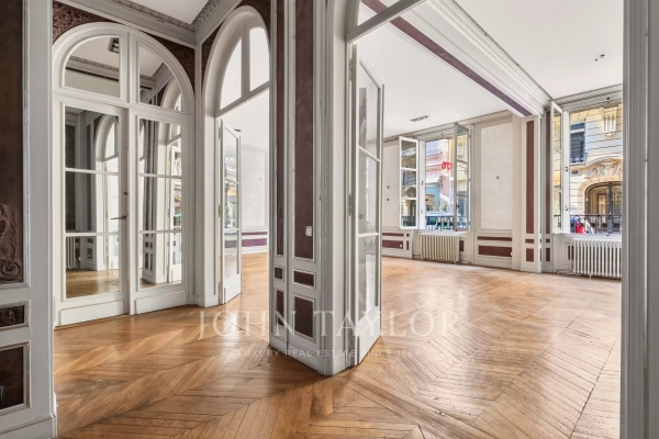 Luxury Apartment for sale in Paris 16ème, 2 400 000 €, Photo 2