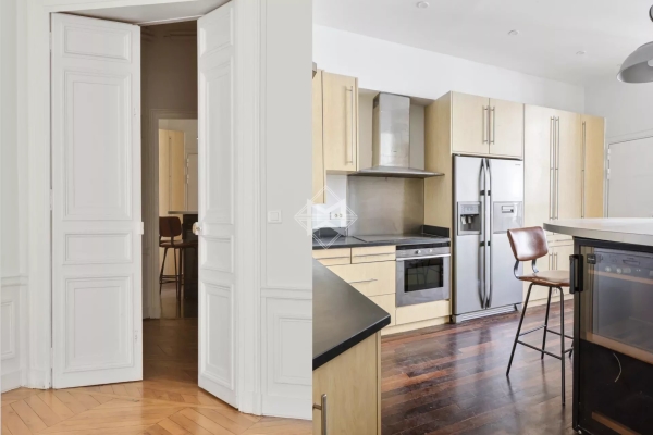 Luxury Apartment for sale in Paris 9ème, 1 700 000 €, Photo 3