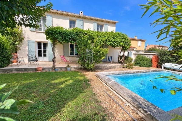 Maison de luxe à vendre à Maillane, 498 000 €, Photo 2