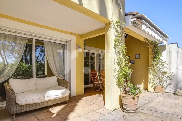 Luxury House for sale in Mougins, 749 000 €, Photo 4