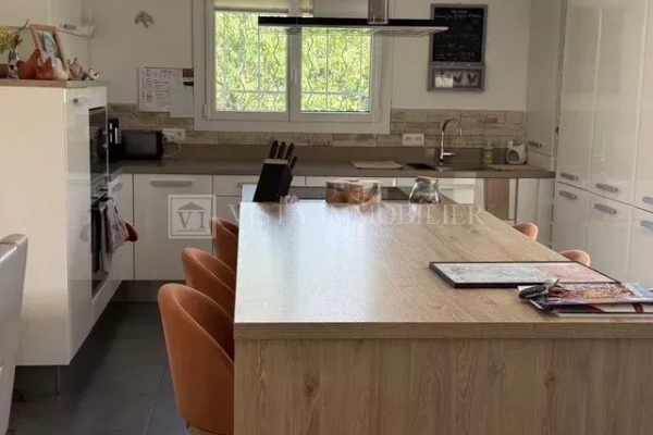 Luxury House for sale in Mollégès, 576 000 €, Photo 5