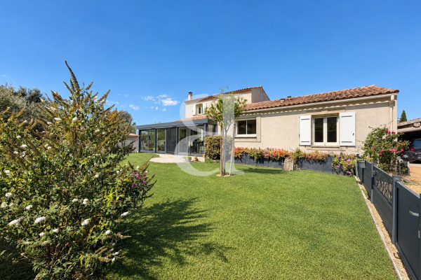 Luxury House for sale in L Isle-sur-La-Sorgue, 675 000 €, Photo 6