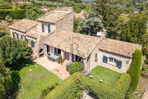 Maison de luxe à vendre à Mougins, 1 495 000 €, Photo 1