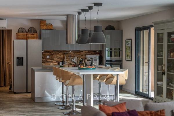 Maison de luxe à vendre à Arles, 848 000 €, Photo 2