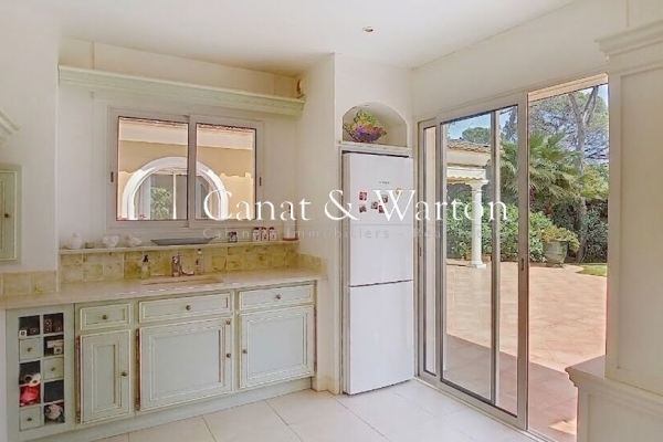 Maison de luxe à vendre à Saint-Raphaël, 1 340 000 €, Photo 4