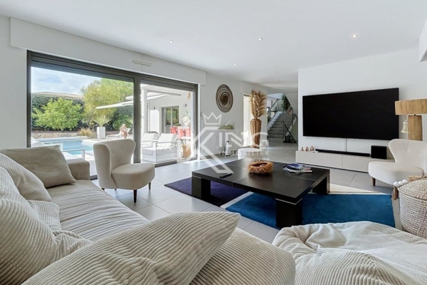 Maison de luxe à vendre à Saint-Raphaël, 1 490 000 €, Photo 5