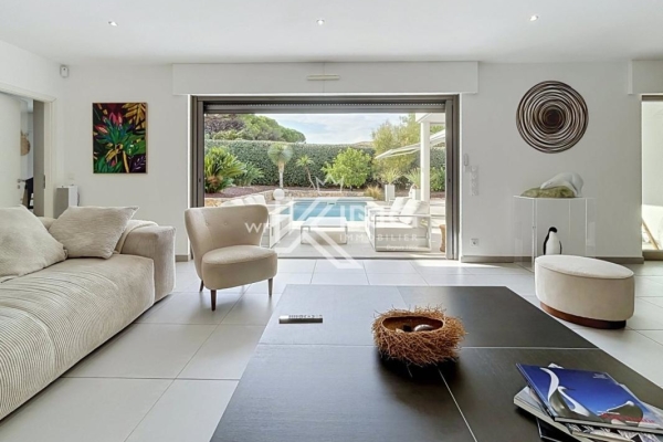 Maison de luxe à vendre à Saint-Raphaël, 1 490 000 €, Photo 7