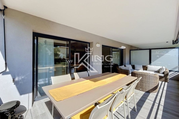 Appartement de luxe à vendre à Saint-Raphaël, 795 000 €, Photo 2