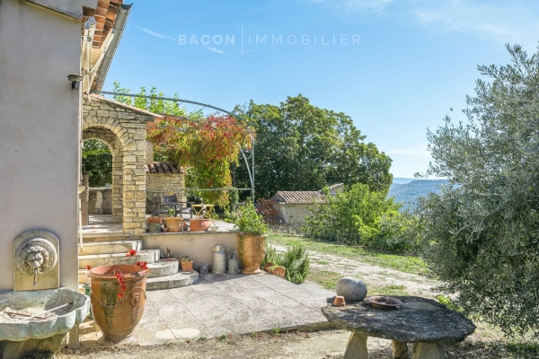 Maison de luxe à vendre à Viens, 495 000 €, Photo 3