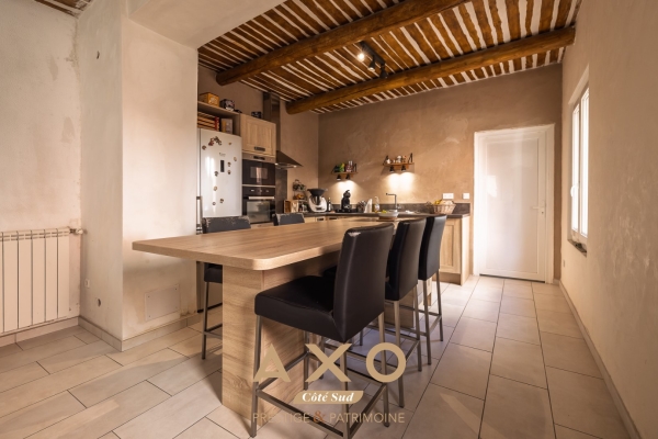Maison de luxe à vendre à Mallemort, 240 000 €, Photo 3