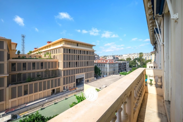 Luxury Apartment for sale in Nice, 749 000 €, Photo 5