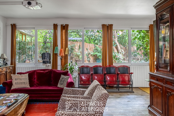 Luxury Apartment for sale in Paris 18ème, 945 000 €, Photo 1