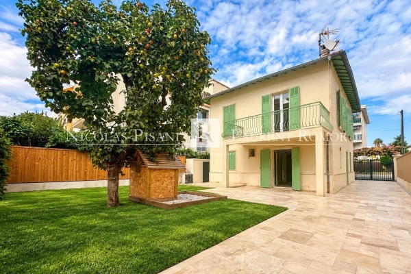 Maison de luxe à vendre à Nice, 998 000 €, Photo 1